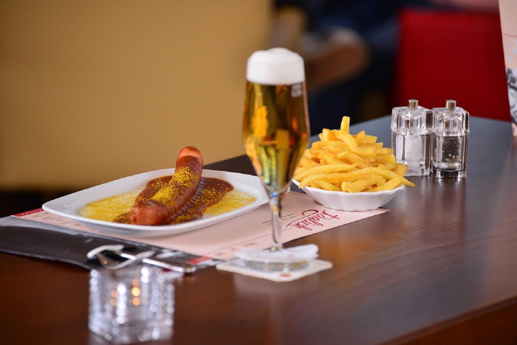 Hotel Ratskeller Salzgitter Esterno foto